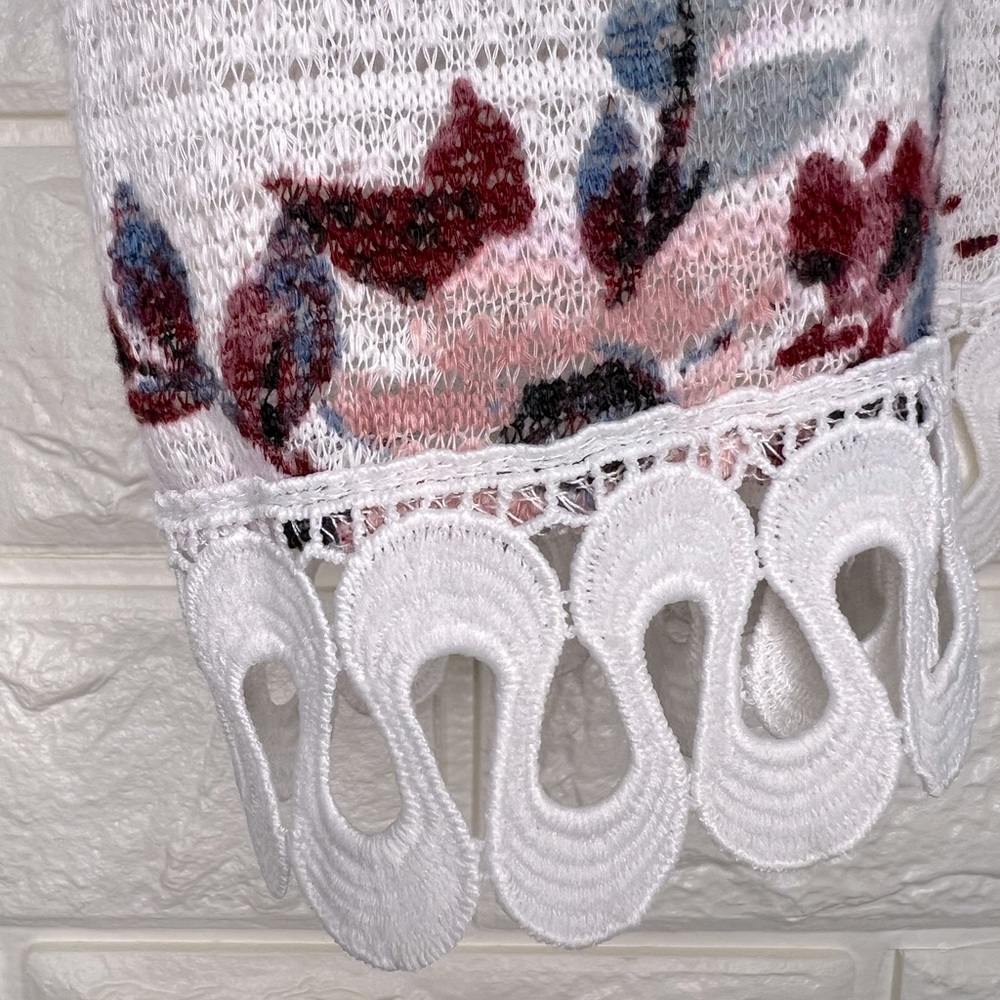 Charlotte Russe Floral Knit Cardigan Sz Small - Picture 8 of 9